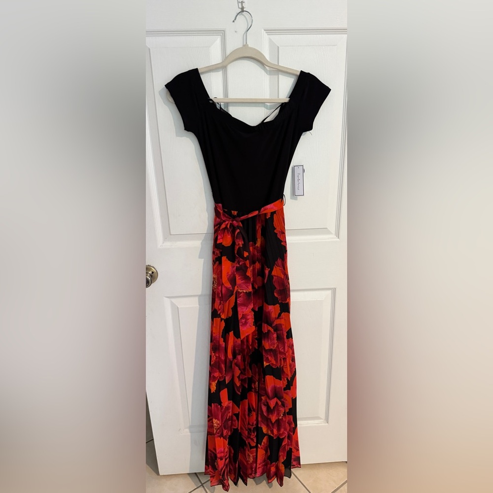 Premier Black and Red Maxi Dress